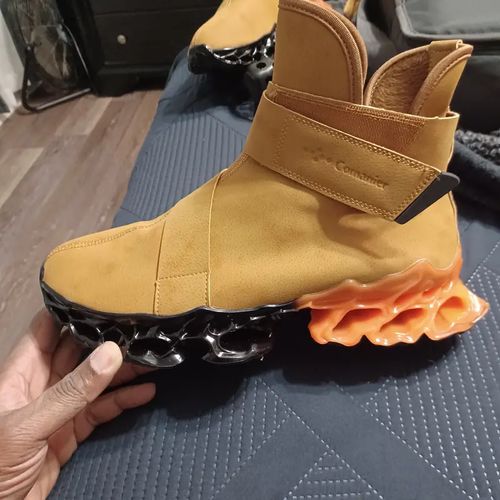 Customer photo review of Vintage Shock Absorption Blade Shoes