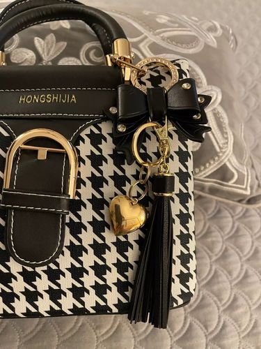 Customer photo review of Solid Heart Photo Keychain