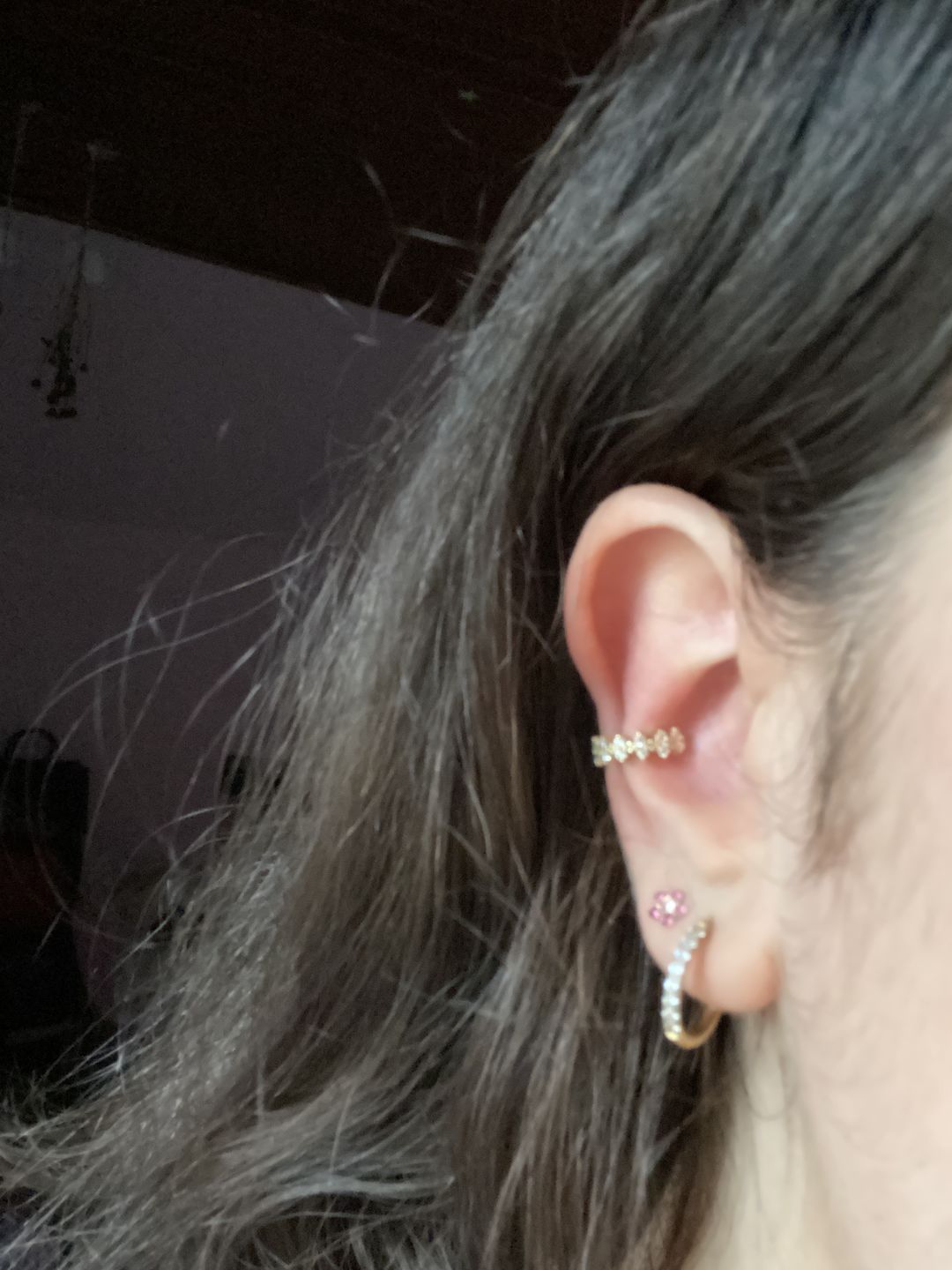 Customer photo review of Brili Ear Cuff | 18K vergoldet