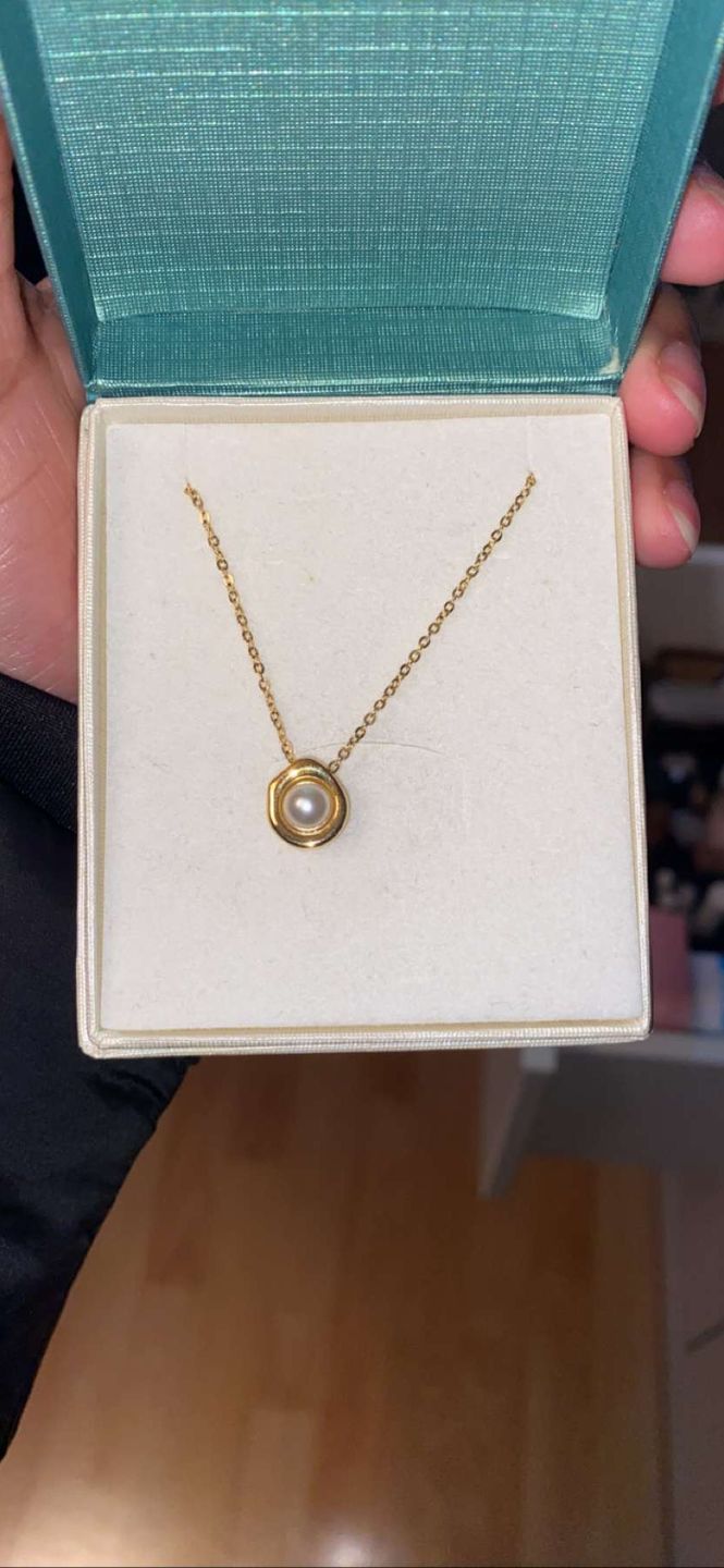 Customer photo review of Nina Halskette | 18K vergoldet