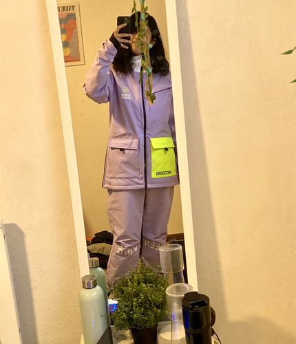 Customer photo review of Hotian Women Ski Set Insulated Cargo Jacket & Jogger Pants