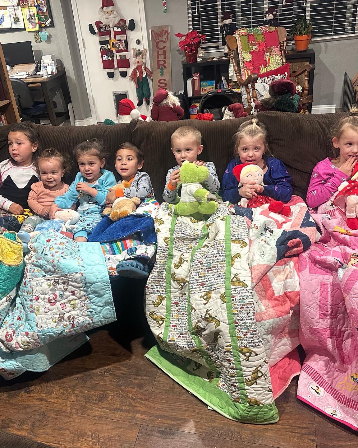 Customer photo review of Eddy the Dino