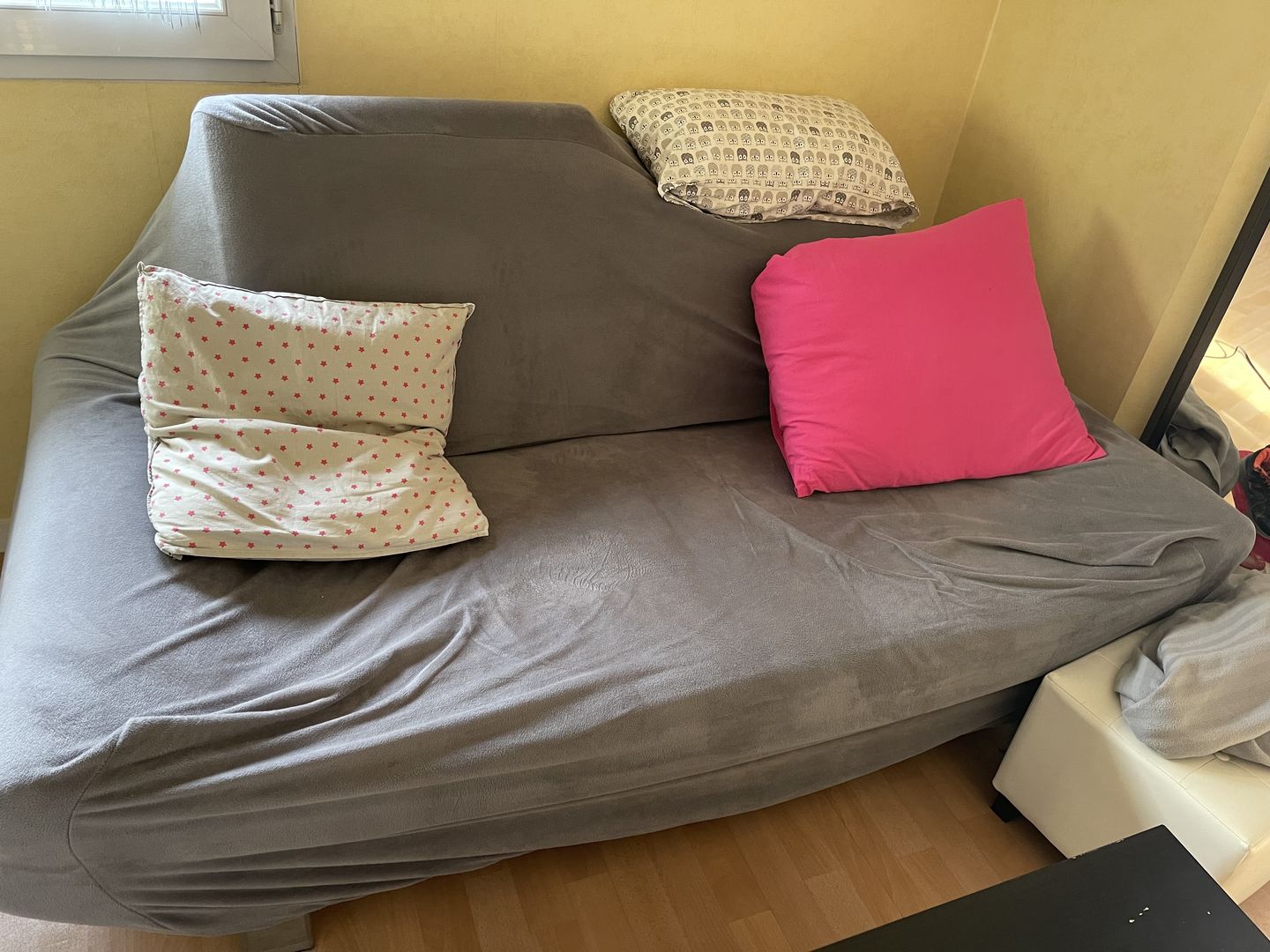 Customer photo review of Gris clair - Housses en velours Extensibles de Fauteuil et Canapé