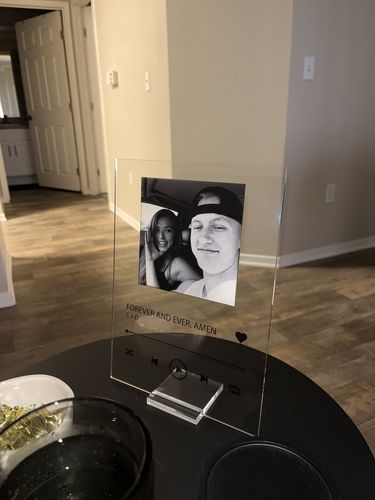 Customer photo review of Custom Song Plaque - The Best Anniversary Gift for Couples