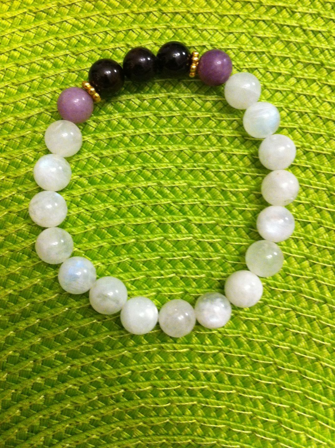 Customer photo review of Bracelet Pierre de Lune Fertilité