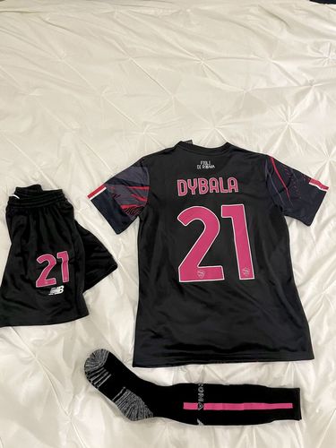 Customer photo review of TERZA MAGLIA ROMA 2022/23