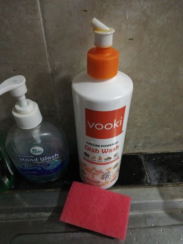 Customer photo review of Combo| vooki Nature Powered Dish Wash and Tough Limescale - Spray and Scrub