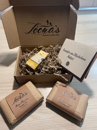 Customer photo review of 15% Lavendel mit Kamille & Kaffee Haarseife (Alle Haartypen)