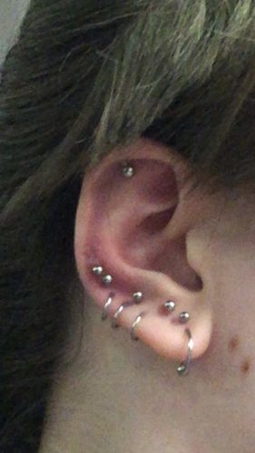 Customer photo review of Internally Threaded Ball 316L Steel Lip Ring