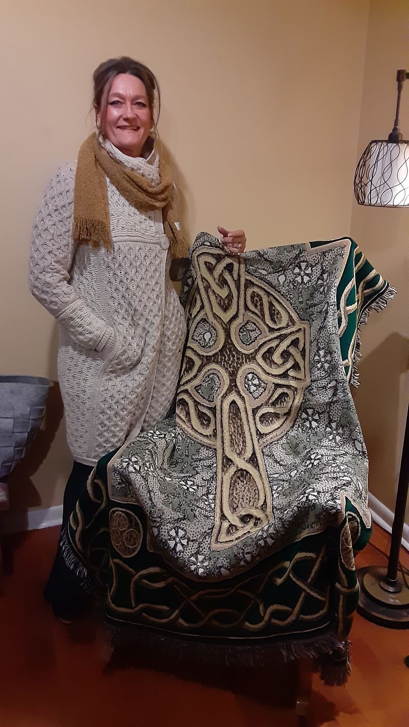 Customer photo review of Mucros Weavers Skellig Scarf
