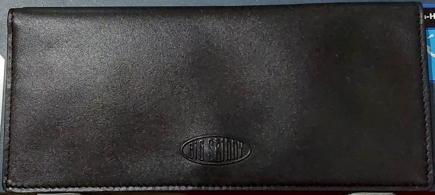 Customer photo review of Leather Executive Black