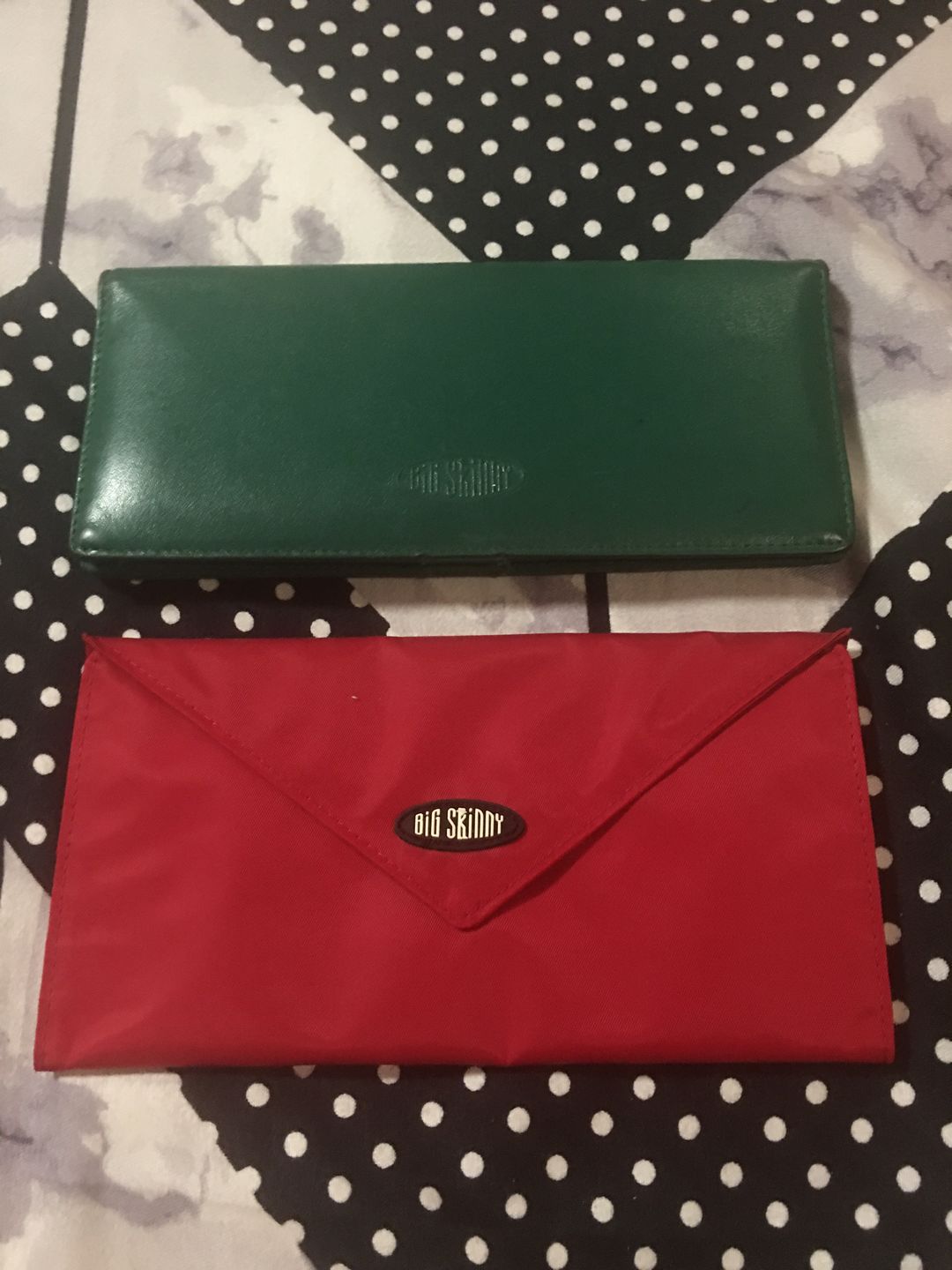 Customer photo review of Slimvelope Red