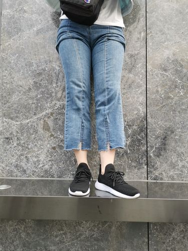 Customer photo review of FEETHIT Womens Non-slip Walking Sneaker Black 🔥ON SALE