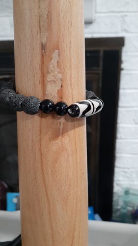 Customer photo review of 14" 10x28mm Black white Bulk tibetan Dzi agate barrel beads, rice beads