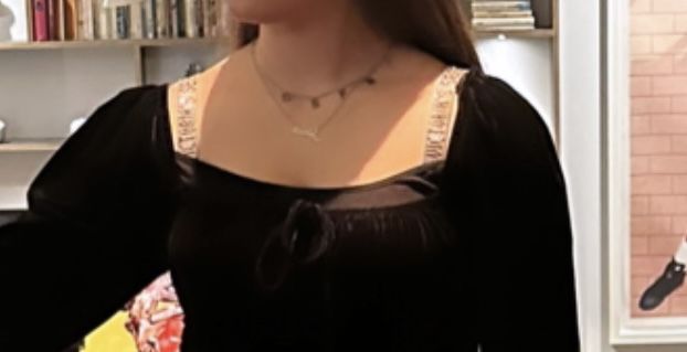Customer photo review of Namenskette | 18K vergoldet