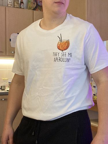 Customer photo review of APEROLLIN' - Premium Shirt Herren