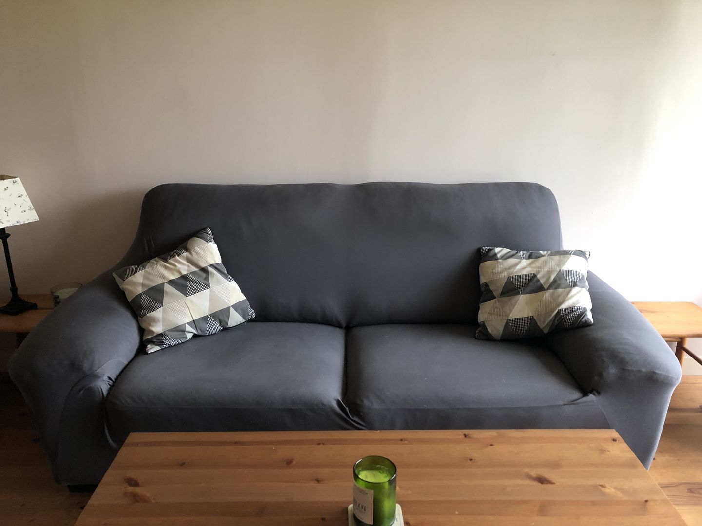 Customer photo review of Gris anthracite - Housses Extensibles de Fauteuil et Canapé