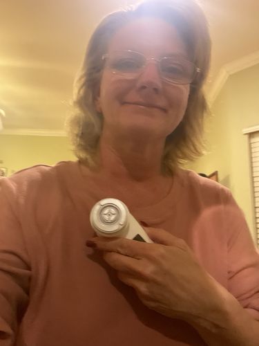 Customer photo review of EvenSkyn® Lumo: Premium Anti-Aging & Skin Tightening Handset