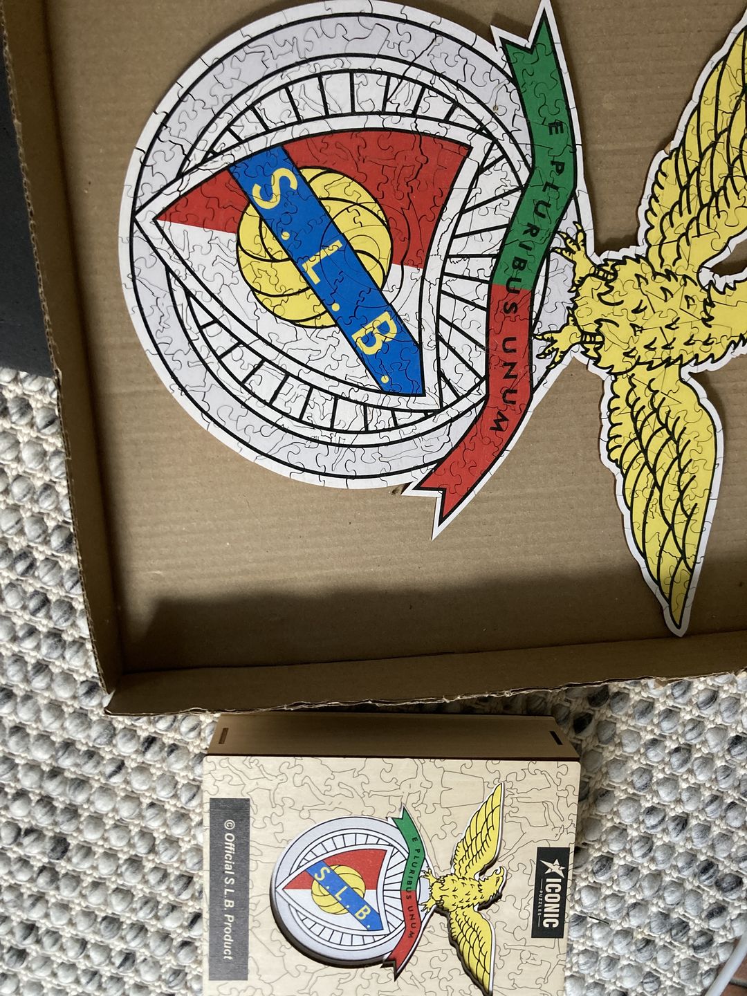Customer photo review of SL Benfica® Logo - Official Wooden Puzzle