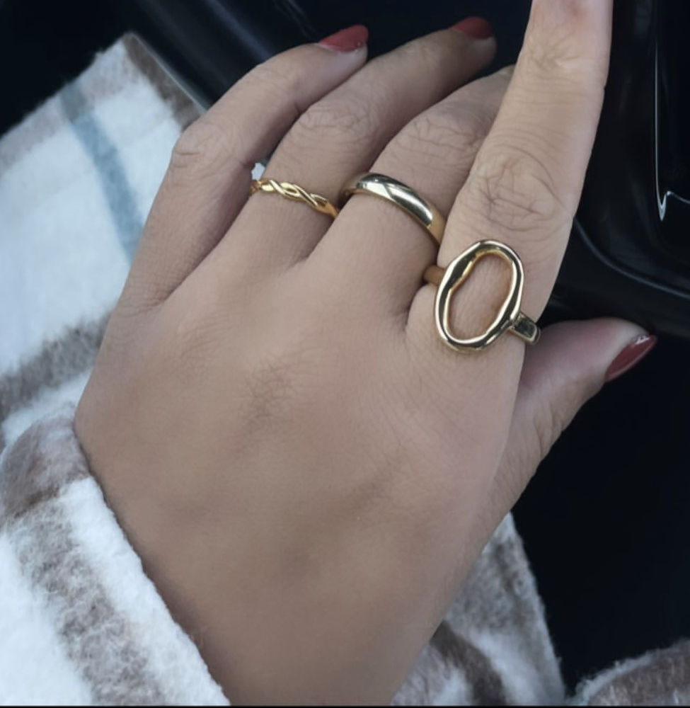 Customer photo review of Braided Ring - Gold