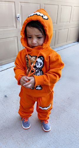 Customer photo review of Teddy Robot Raw Drip White Chenille Hoodie and Jogger Set