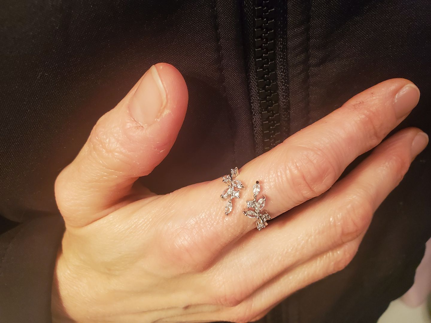 Customer photo review of 18K Crystal Vine Ring