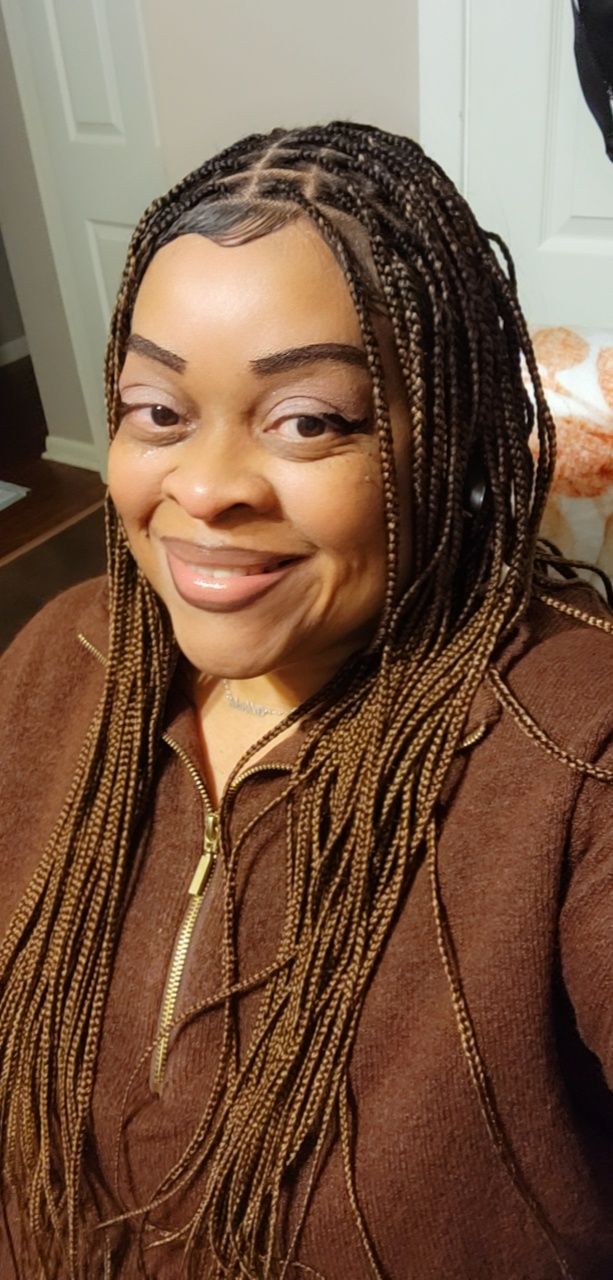 Customer photo review of Beyoncé Knotless Braids Wigs (Ready To Ship)