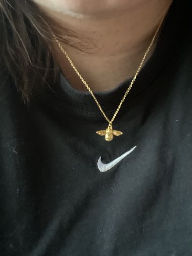 Customer photo review of Queen Bee Necklace (Gold)