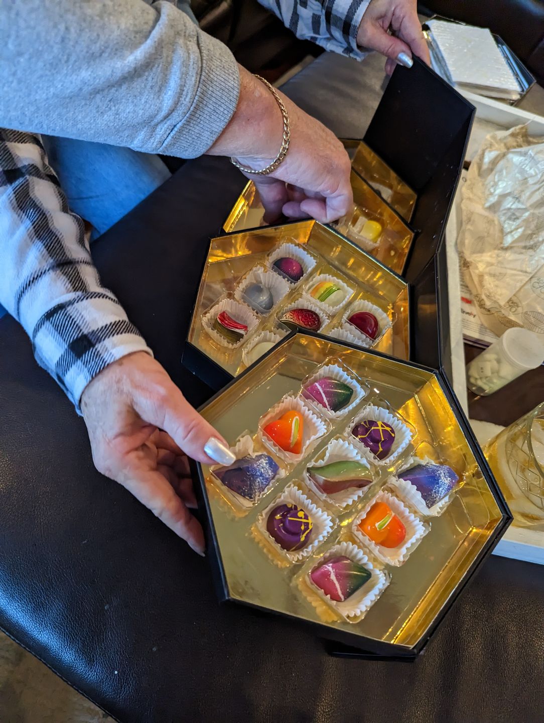 Customer photo review of Signature Chocolate Tasting Gift Set, 36 pieces