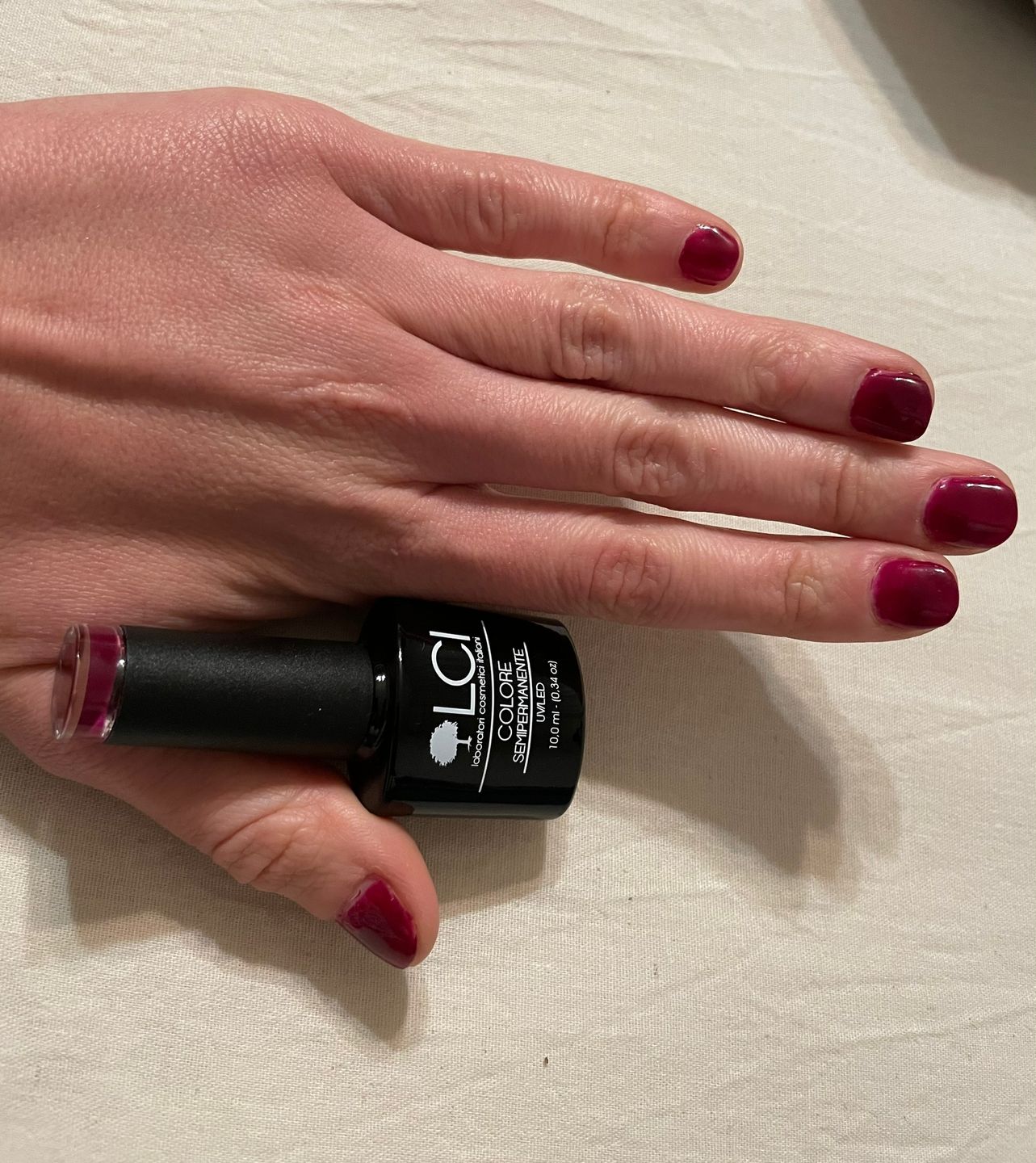 Customer photo review of Smalto Semipermanente LCI -  Rosso scuro vinaccio