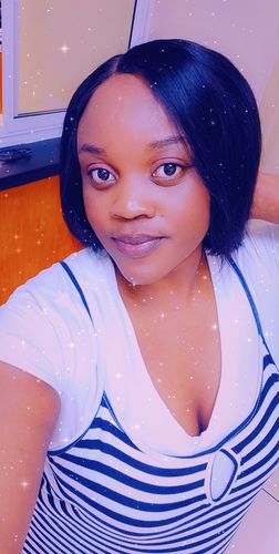 Customer photo review of OLIVIA - Brazilian 4x4 Lace Wig