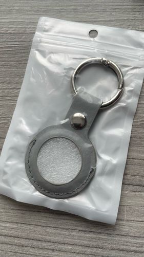 Customer photo review of AirTag Leather Case