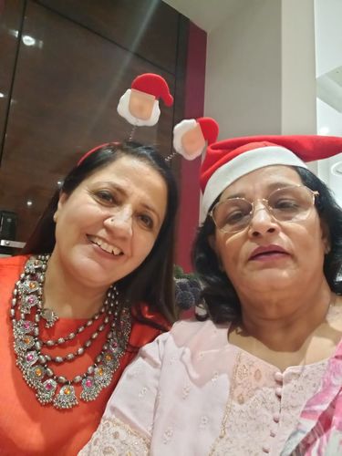 Customer photo review of Rubans Oxidised Boho Colorstone Statement Necklace