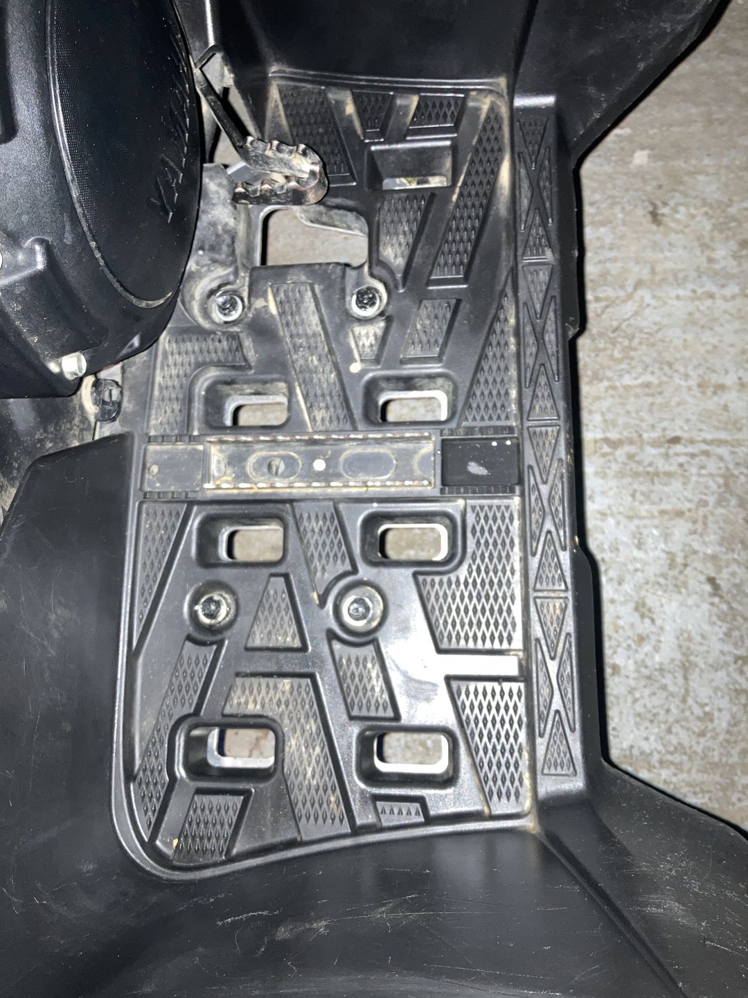 Customer photo review of Aluminum Central Skid Plates for Yamaha Grizzly 550/700