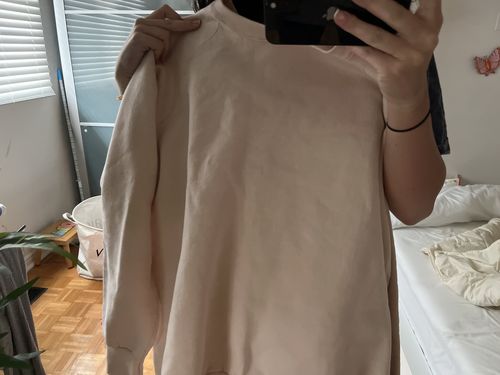 Customer photo review of Vintage Fruit Of The Loom Blank Raglan Sweatshirt Size XL Fits Size Large