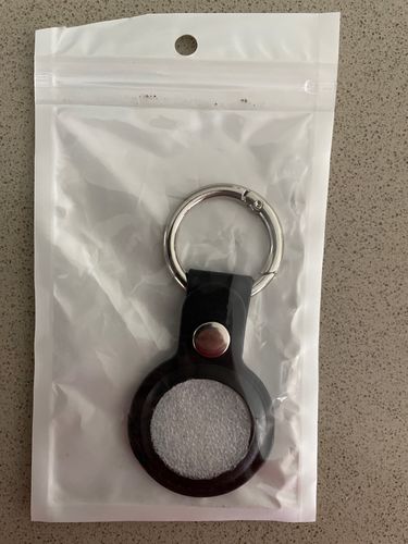 Customer photo review of AirTag Leather Case