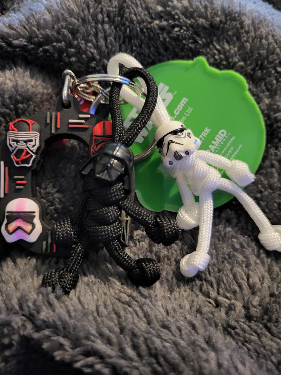 Customer photo review of Darth Vader Paracord Buddy Keychain