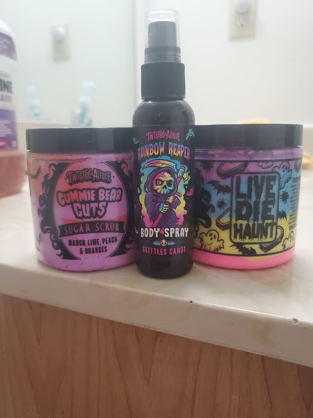Customer photo review of Gummie Bear Guts Sugar Scrub (Mango, Lime & Peaches)