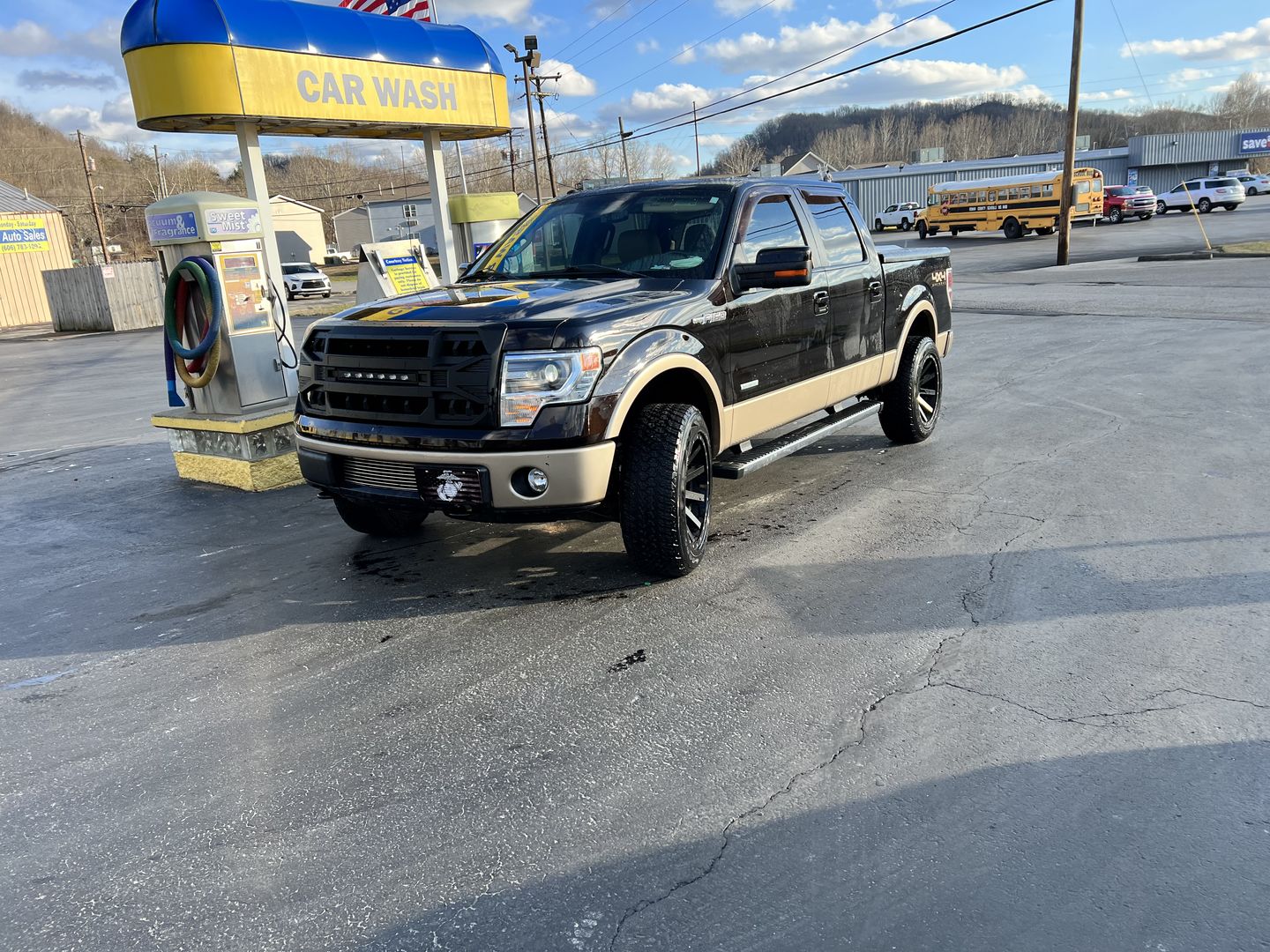 Customer photo review of Armor Grille w/ Off Road Lights for 2009-2014 Ford F150