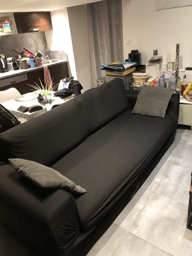 Customer photo review of Noir - Housses Extensibles de Fauteuil et Canapé