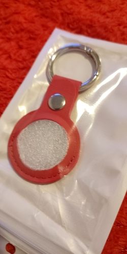 Customer photo review of AirTag Leather Case