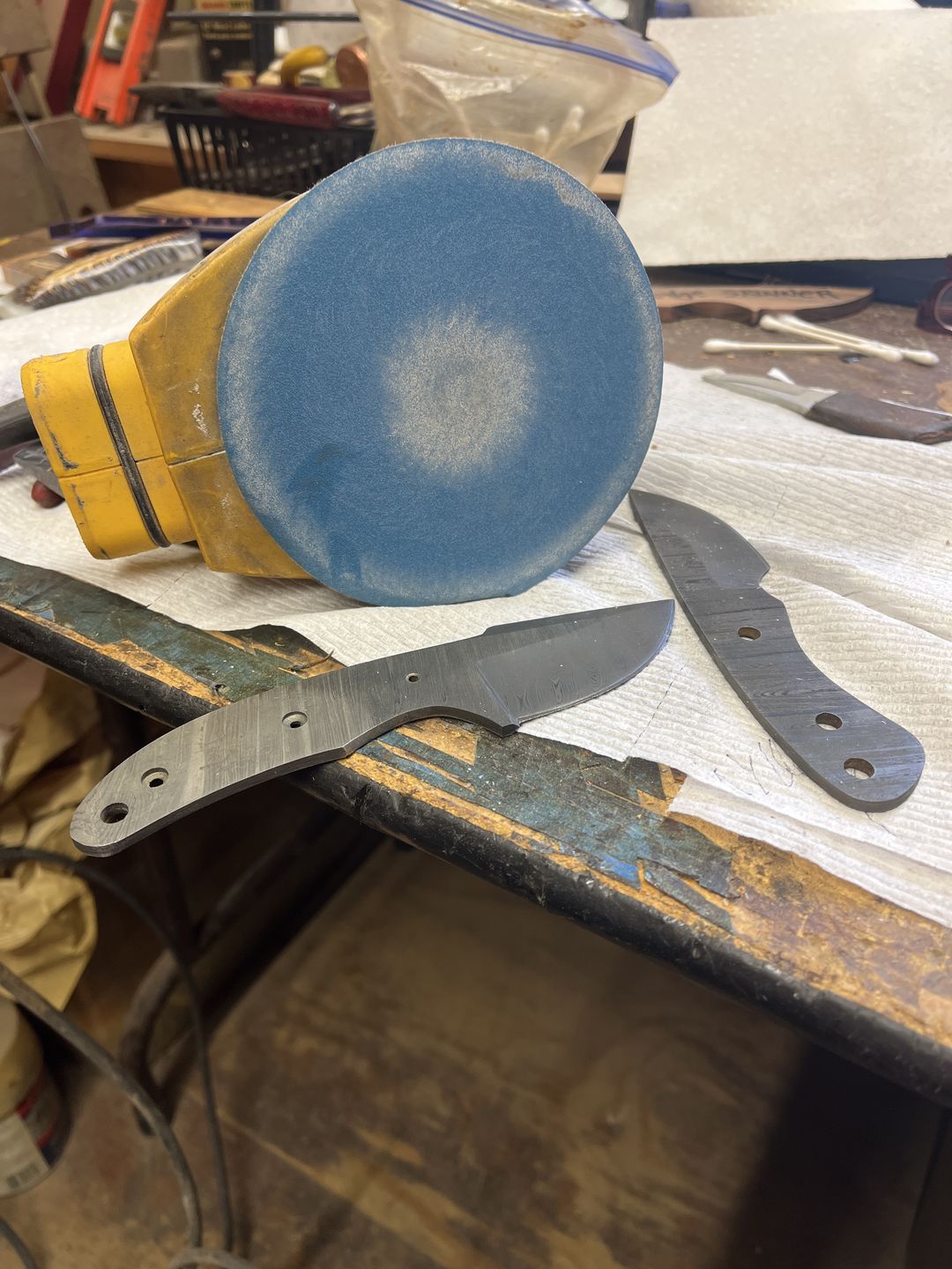 Customer photo review of 5 Inch Hook and Loop Blue Wet / Dry Sharpening Film Sanding Discs, 50 Pack
