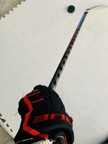 Customer photo review of True XC5 2020 Senior Hockey Gloves