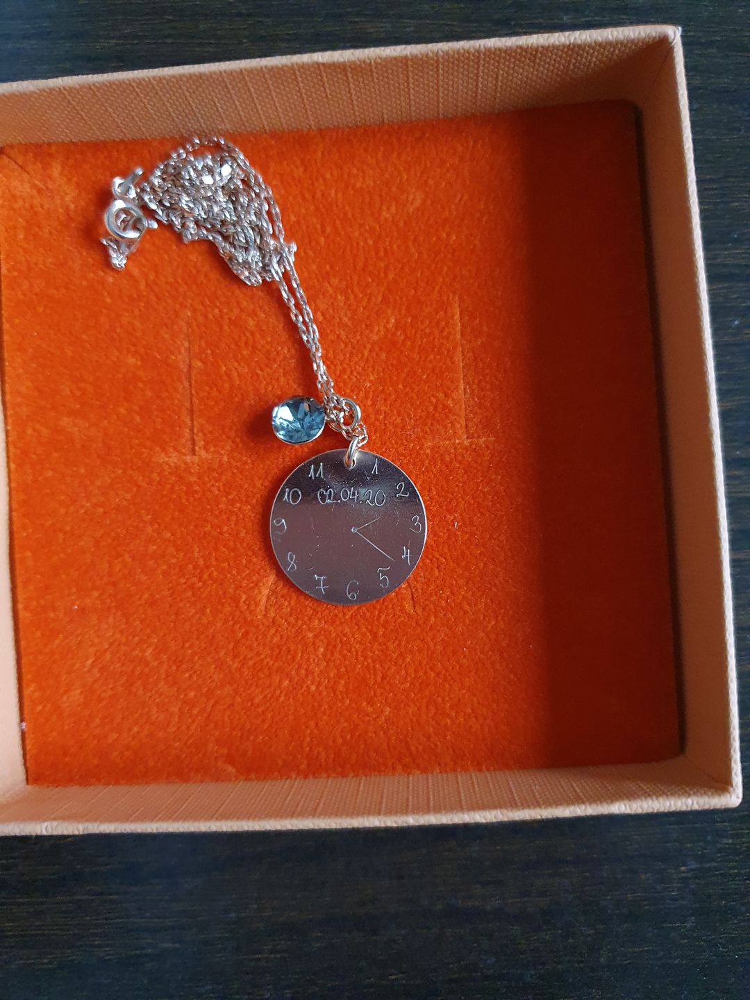 Customer photo review of Halskette Geburtsuhr
