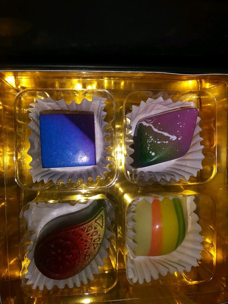 Customer photo review of Three Tier Dozen, Signature Collection