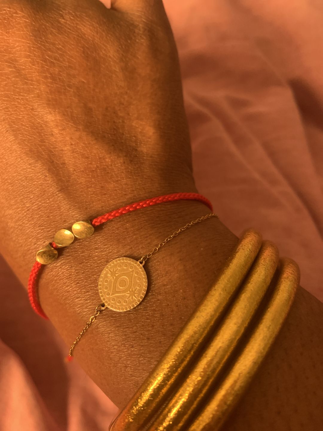 Customer photo review of Bracelet de Chance Tibétain "Perle de Cuivre"