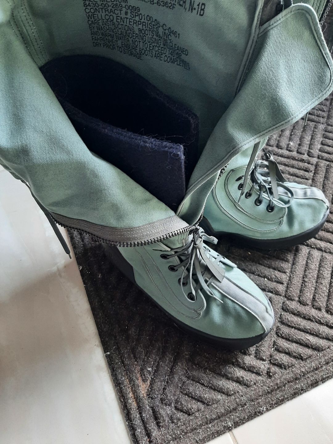 Customer photo review of Wool Felt Replacement Boot Liners (826 BB)