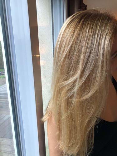 Customer photo review of Notre soin éclaircissant pour des cheveux rayonnants en moins de 5 minutes