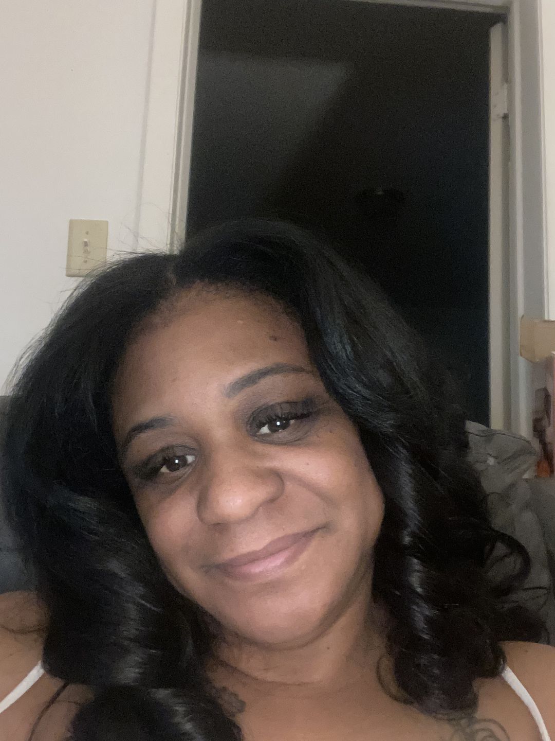 Customer photo review of Body Wave Tape In Hair Extension