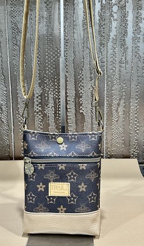 Customer photo review of Wanderlust Phone Bag Pattern